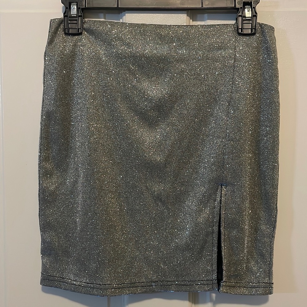Akira Gold Glitter mini skirt size medium